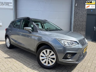 Seat Arona 1.0 TSI Style Launch Edition [Carplay|Cruise|PDC|Navi|Draadloze telefoonlader]