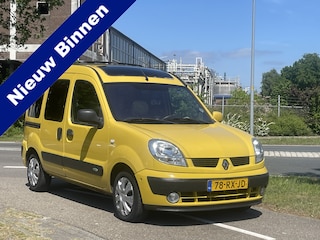 Renault Kangoo 1.5 dCi Privilège | 2x Schuifdeur | Airco | Trekhaak | Glazendak | Elektrische Ramen