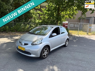 Toyota Aygo 1.0-12V Access LEUKE AUTO ZO WEG PRIJSJE