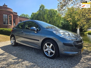 Peugeot 207 1.4-16V X-line SPORT airco