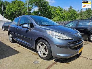 Peugeot 207 1.4-16V X-line SPORT airco