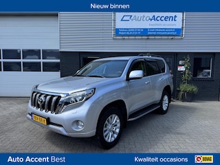 Toyota Land Cruiser 3.0 D-4D-F VX High Roof Blind Van