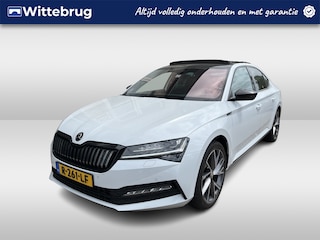 Skoda Superb 1.4 TSI iV Sportline Business / AUTOMAAT/ PANO/ GARANTIE TM 10-2026/ ELEKTR. STOELEN/ DIGITAL DASH/ PARK. SENSOREN + CAMERA/ RIJ-MODI/ SMARTLINK/ KEYLESS/ MATRIX/ CLIMA/ STOEL-STUUR VERWARM.