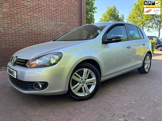 Volkswagen Golf 1.2 TSI Match! Highline!