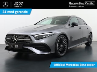 Mercedes-Benz A-klasse 180 Star Edition AMG Line | Panorama - Schuifdak | Trekhaak Wegklapbaar | Achteruitrijcamera | Multibeam Led | Voorstoelen Verwarmd | Nightpakket | Sfeerverlichting