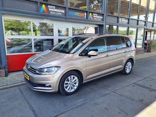 Volkswagen Touran 1.0 TSI 115pk BMT Comfortline Carplay Camera All-in prijs + 12 mnd garantie!