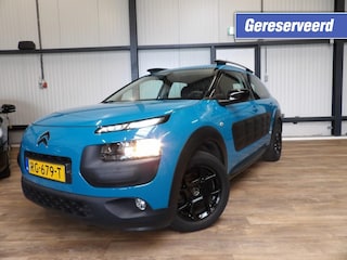 Citroën C4 Cactus 1.2 Shine - ecc - trekhaak - slechts 114570km!