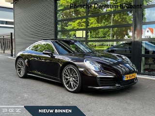Porsche 911 Carrera 4