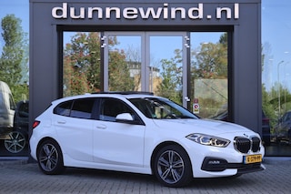 BMW 116D AUTOMAAT*LED*PANO*TREKHAAK*BTW
