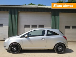 Opel Corsa 1.2-16V Selection
