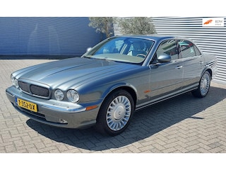 Jaguar XJ 4.2 V8 Super Supercharged
