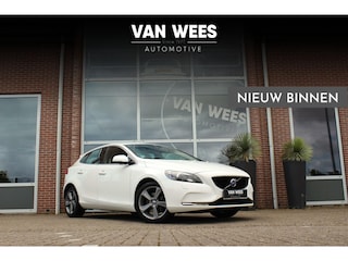 Volvo V40 1.6 T4 Momentum | 185 pk | 2e eigenaar | Origineel | Camera | Xenon | Navi | 17 inch | PDC | Sportstuur | Climate control | Cruise control | Bluetooth | Mistlamp | ➡️