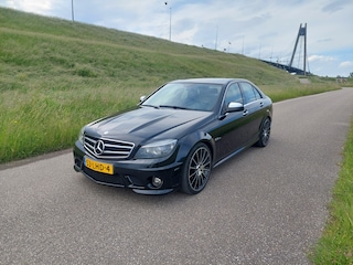 Mercedes-Benz C-klasse AMG 63