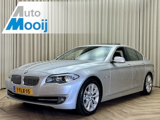 BMW 530d High Executive *HUD* Kantel/Schuifdak / Leder / Stoelverwarming / Afn. Trekhaak / Memory Seat / 18"LMV