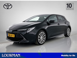 Toyota Corolla 2.0 Hybrid Dynamic | Parkeersensor voor en achter | Dodehoekdetectie | Stoel en stuurwiel verwarmd |