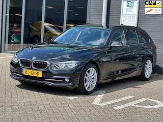 BMW 3-serie Touring 320i Luxury/XENON/NAVI/AUTOMAAT/NETTE STAAT!!