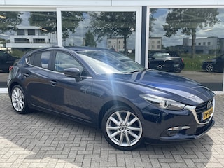 Mazda 3 2.0 SkyActiv-G 120 GT-M 50% deal 8.975,- ACTIE Leder / Bose / HUD / Stoel-Stuurverwarming / Navi / DAB