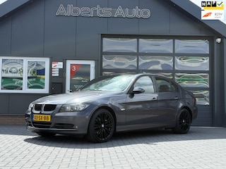 BMW 320i High Executive | AUT | NAVI | LEDER | NAP |