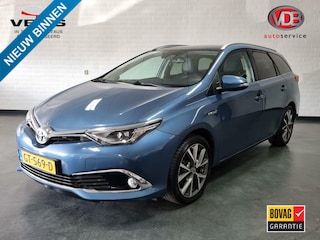 Toyota Auris Touring Sports 1.8 Hybrid Executive / Pano