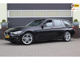 BMW 3-serie Touring 320i High Executive | Trekhaak |