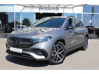 Mercedes-Benz EQA 250 AMG Line 67 kWh Night | 19 inch | Camera