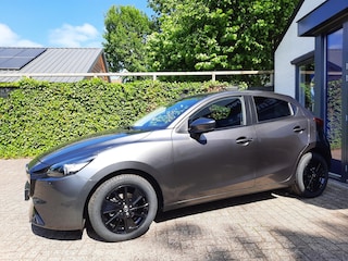 Mazda 2 1.5 e-SkyActiv-G 90 Exclusive-Line