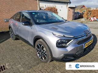 Citroën C4 Feel Pack 50 kWh | Achterbank in delen neerklapbaar | Achteruitrijcamera | Airco (automatisch)