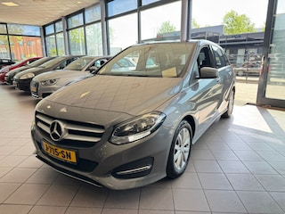 Mercedes-Benz B-klasse 180 Prestige NW. APK CLIMATE NAVI BJ 2015 !!!