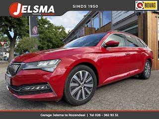 Skoda Superb Combi PHEV iV Aut. Pano | Trekhaak | Navi & CarPlay