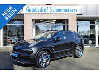 Lynk & Co 01 1.5 261PK! 6.6Kwh LADEN! Lynk & Co 01 1.5 261PK! 360-CAMERA PANO/SCHUIF INFINITY DAB NAVI CARPLAY CAMERA STOELVERWARMING ELEK.ACHTERKLEP 20"LMV