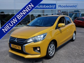 Mitsubishi Space Star 1.2 80pk Nova 5-Deurs | 1ste Eigenaar | Navi | Apple Carplay+Android Auto | Clima | Cruise | Licht+Regensensor | Keyless Entry | Stoelverwarming | Pdc | Privacy Glass | 14''lm