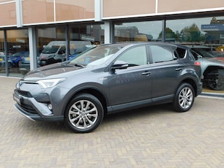 Toyota RAV4 2.5 Hybrid AWD Style | 1650kg trekgewicht