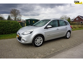Renault Clio Estate 1.6-16V Dynamique automaat