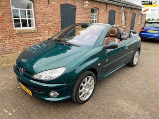 Peugeot 206 CC 1.6-16V Roland Garros in nieuwstaat !