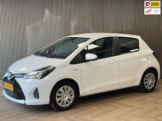 Toyota Yaris 1.5 Hybrid Aspiration CAMERA NAVI AUTOMAAT CRUISE