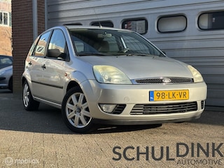 Ford Fiesta 1.4-16V Ghia AUTOMAAT|TREKHAAK|AIRCO|ELEKTRISCHE RAMEN