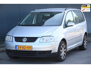 Volkswagen Touran 1.6-16V FSI Trendline Airco/Cruise/Lmv/Trekhaak