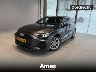 Audi A3 Sportback 30 TFSI S edition Privacy Glas | Parkeersensoren voor en achter | Navigatie