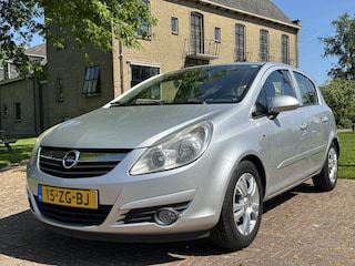 Opel Corsa 1.4-16V Enjoy 5 deurs * koude ac * nap