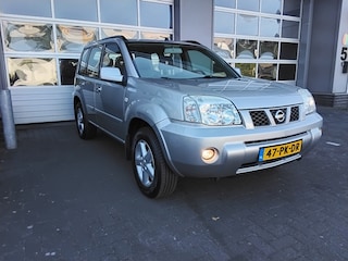 Nissan X-Trail 2.5 Sport Outdoor