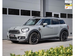 Mini Countryman 2.0 Cooper S E ALL4 Chili I Pano I Head Up I Camera I Service 12-2027 I Adaptive Cruise Control I