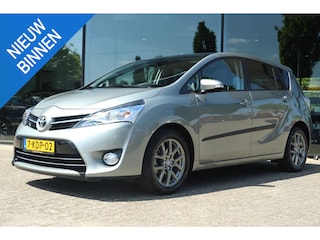Toyota Corolla Verso 1.8 VVT-i BUSINESS AUT. | NAP | TREKHAAK | PANO | CAMERA | STOELVERWARMING | NAVI