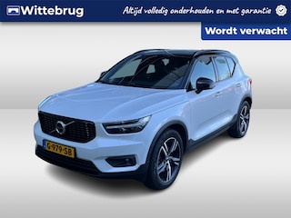 Volvo XC40 2.0 T4 R-Design