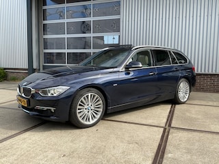 BMW 3-serie Touring 328i High Executive