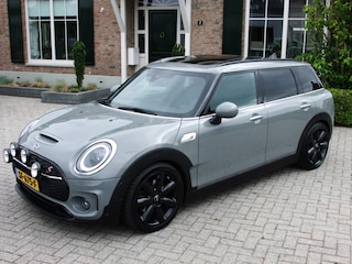Mini Clubman 2.0 Cooper S Serious Business , Camera , Led verlichting , Pdc , Carplay , Pano/schuifdak , Keyless go enz.