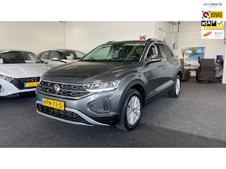 Volkswagen T-Roc 1.0 TSI Life Edition, Nav, Climate, Carplay, Led, Lichtmetaal.