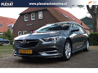 Opel Insignia Sports Tourer 1.5 Turbo Business Executive | Panorama | Rijbaanbegeleiding | Full Led | Sportstoelen | Leder | NAP |