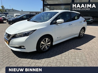 Nissan Leaf Acenta 40 kWh | Climate control | Elektrisch Pakket | Navigatie | Camera | LM-Velgen | 5-Deurs | Cruise control
