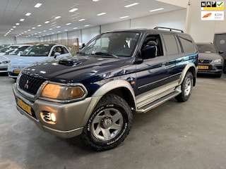 Mitsubishi Pajero Sport 2.5 TDI GLS Panel Van / GRIJS KENTEKEN / RIJDT SCHAKELT GOED