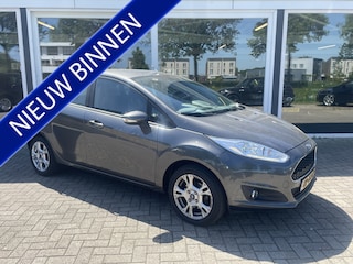 Ford Fiesta 1.0 Style Ultimate 50% deal 3.475,- ACTIE Navi / Cruise / Airco / PDC / Telefoon